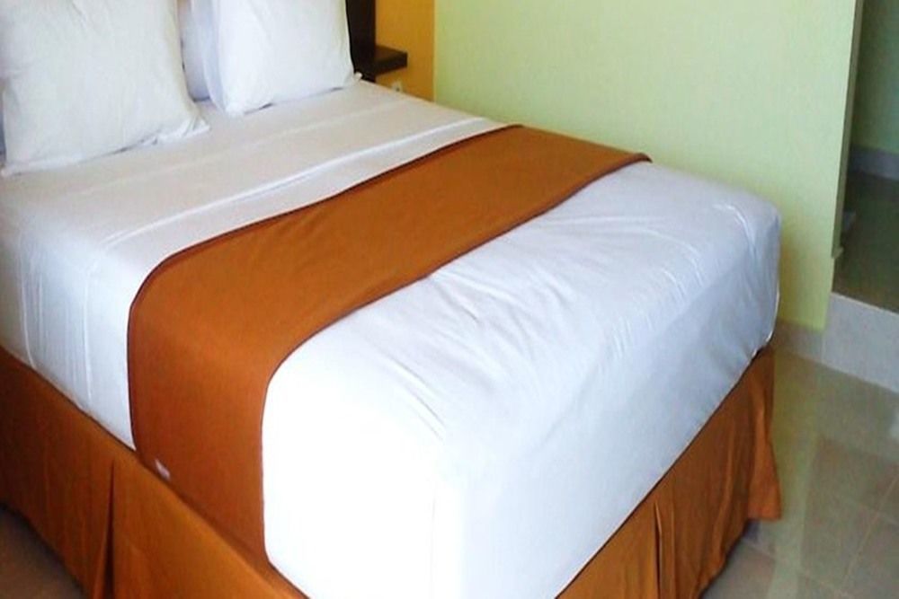 Hotel Keluarga Djagalan Raya Surabaya Ngoại thất bức ảnh